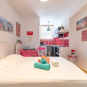 Cozy Near Downtown Ηράκλειο Κρήτης